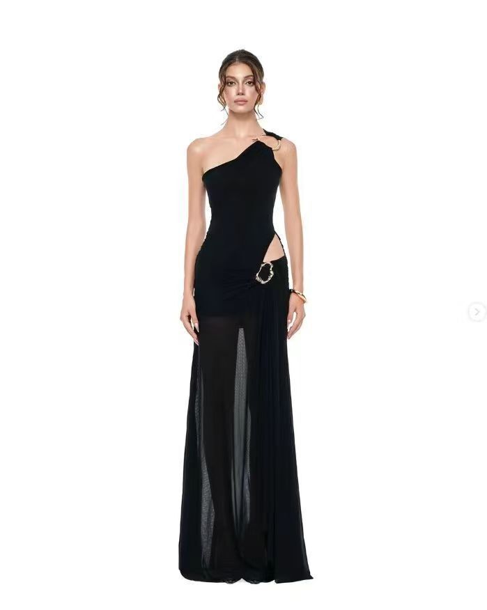 Chic Obsidian Veil Evening Dress – Front View