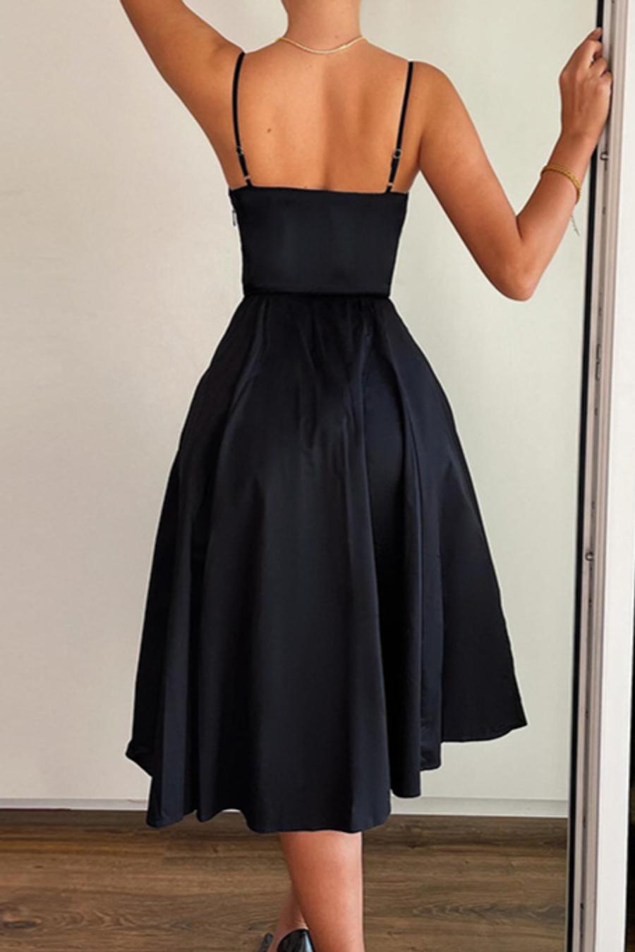 Luxe Silhouette Evening Dress – Full Length