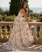 Luxe Jardin Blanc Evening Dress – Side View