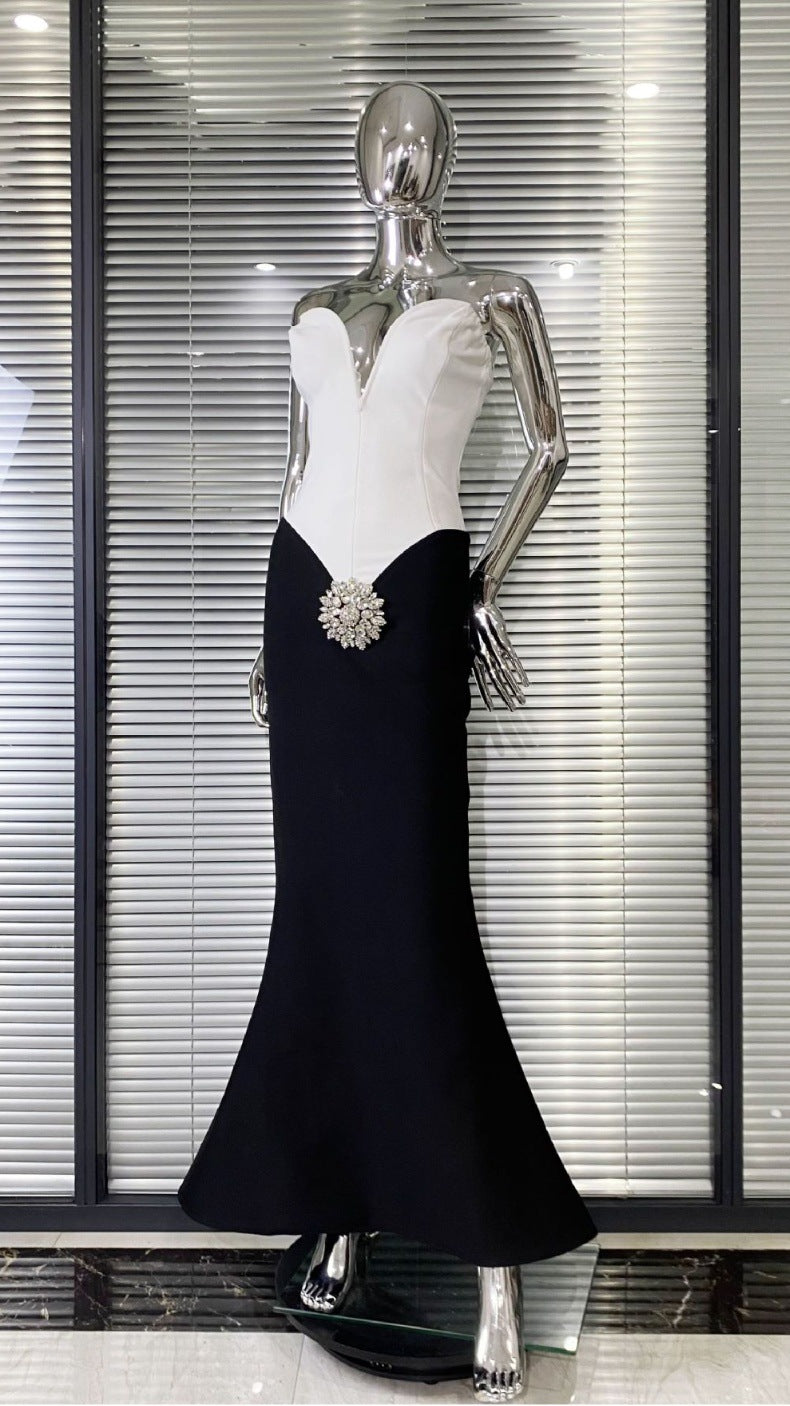 Graceful Crystal Noir Evening Dress – Close Up