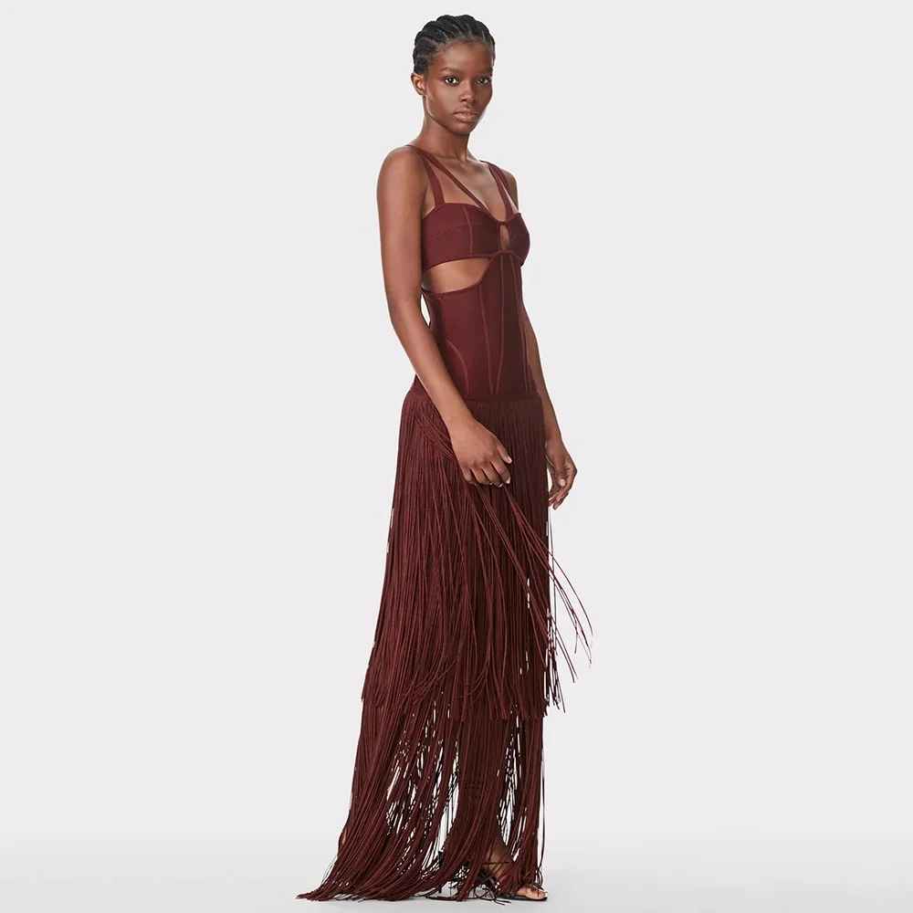 Alluring Bordeaux Ligne Evening Dress – Side View