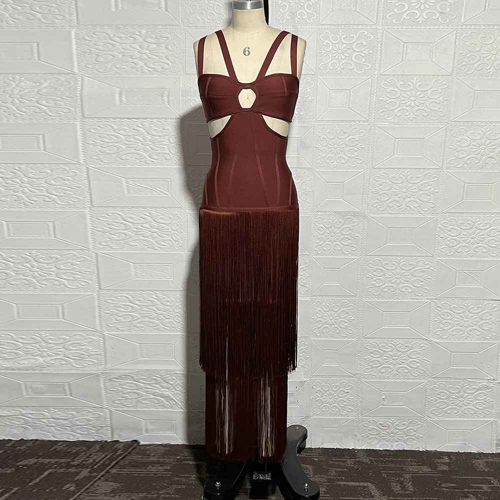 Alluring Bordeaux Ligne Evening Dress – Full Length
