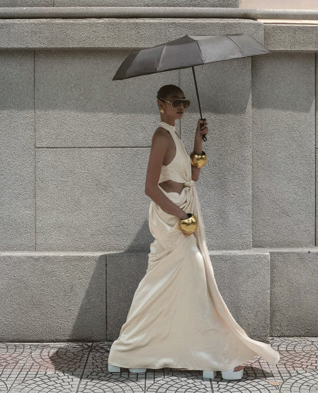 Elegant Ivory Sculpture Evening Dress – Side View