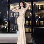 Elegant Ivory Sculpture Evening Dress – Full Length