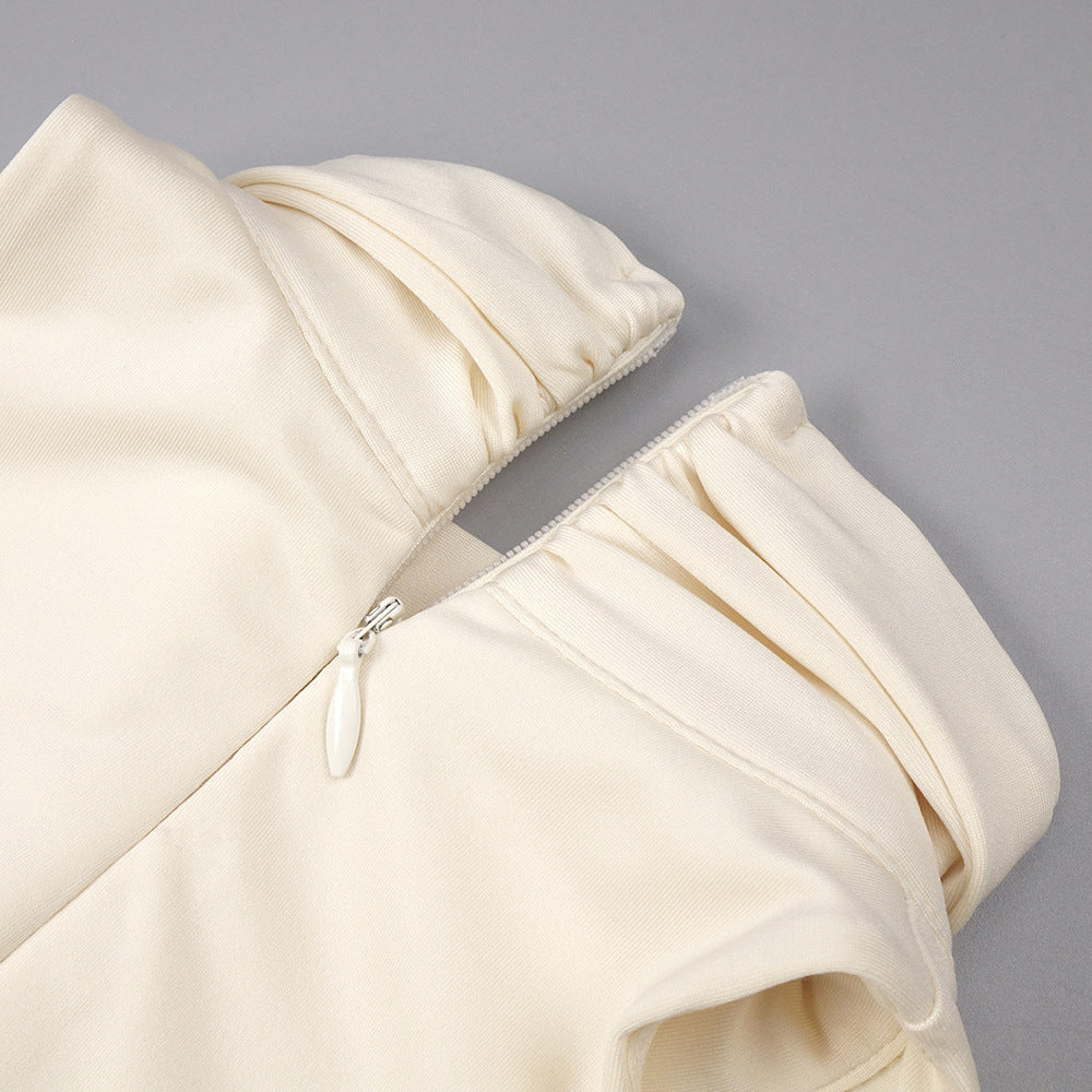 Elegant Ivory Sculpture Evening Dress – Editorial Shot