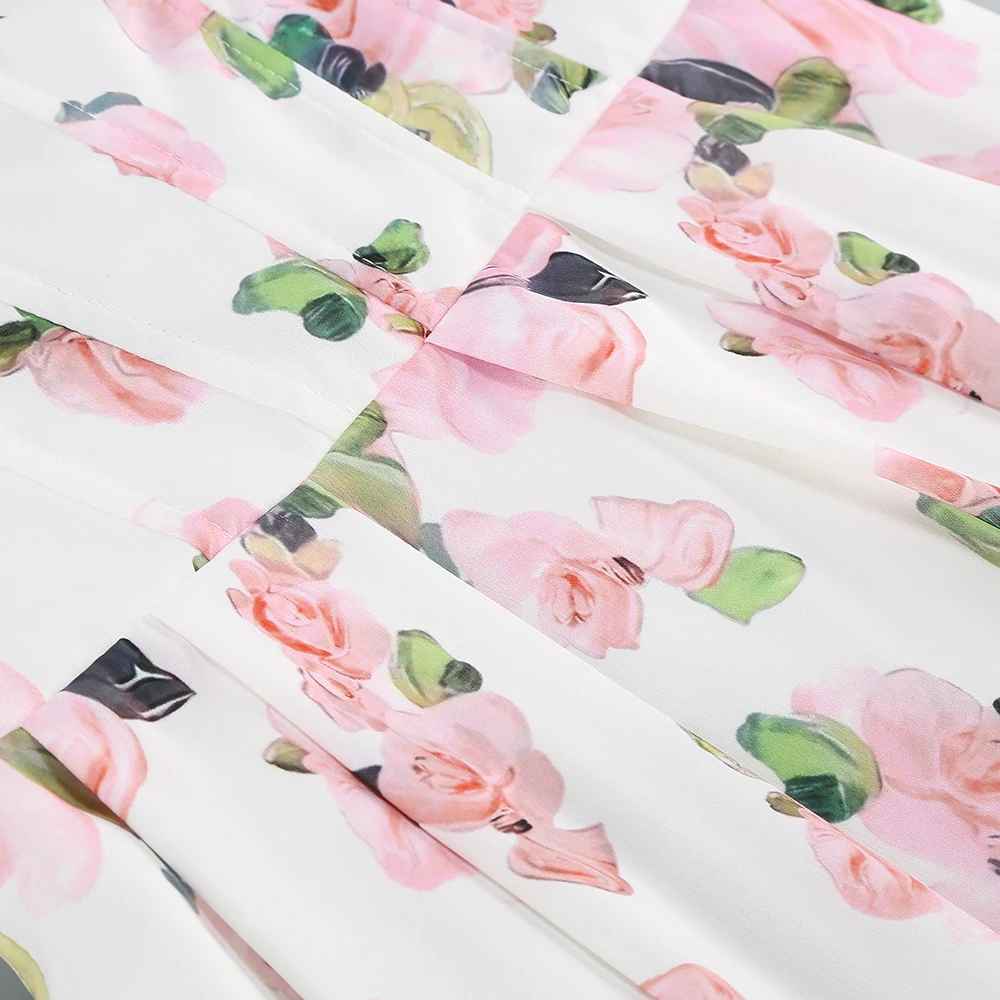 Alluring Jardin Élégance Cocktail Dress – Texture Detail