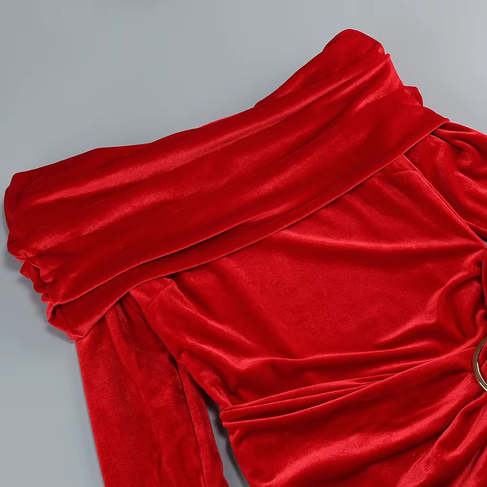 Alluring Red Silence Evening Dress – Detail View
