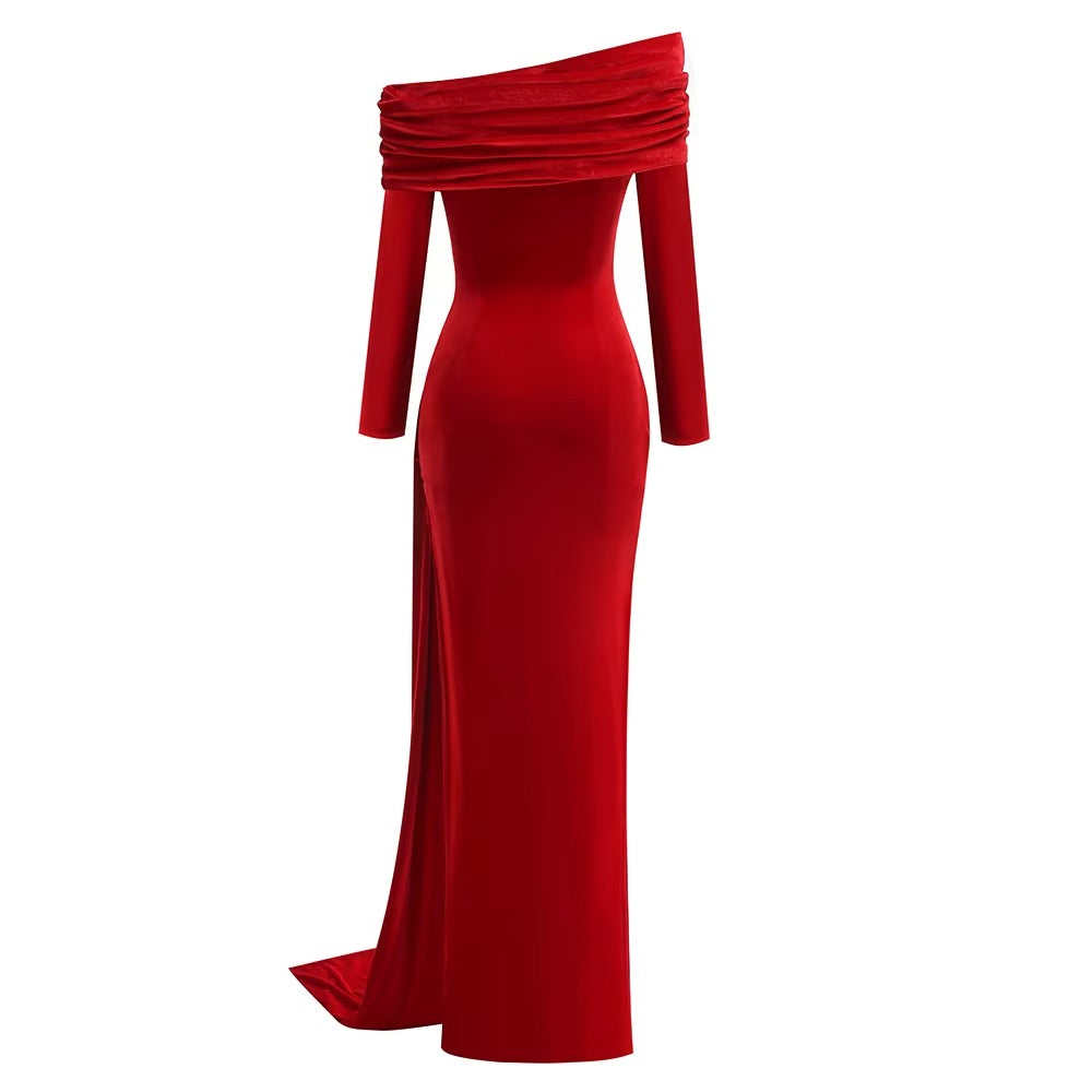 Alluring Red Silence Evening Dress – Close Up
