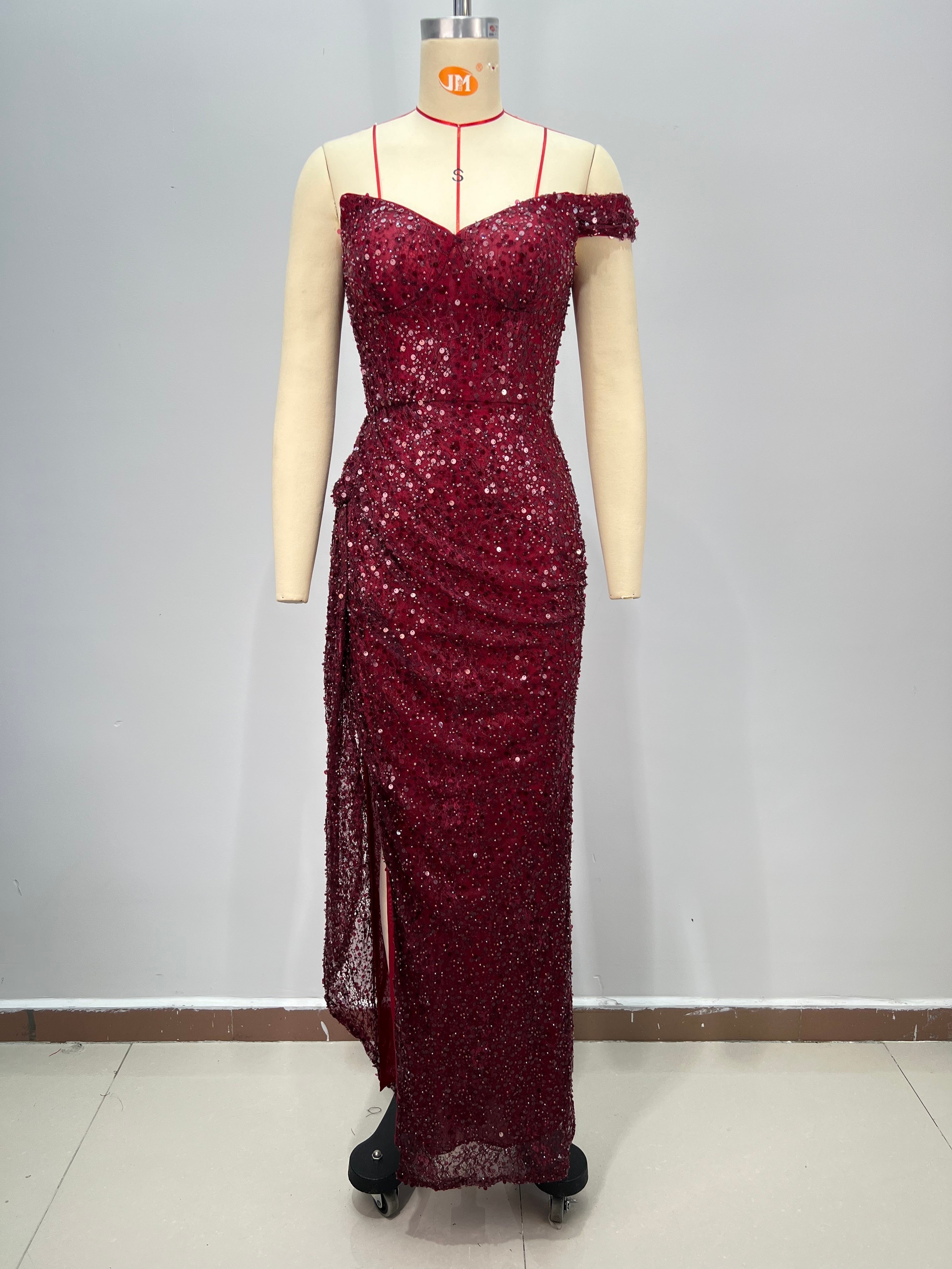 Refined Silent Oath Evening Dress – Detail View