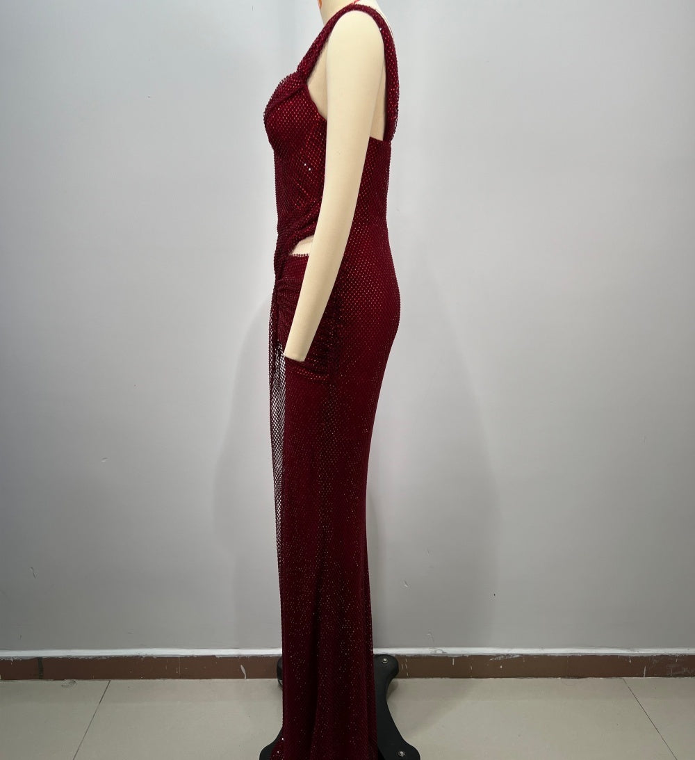Alluring Midnight Claret Evening Dress – Close Up