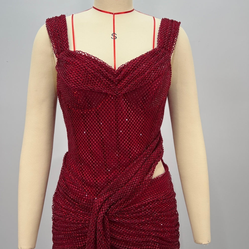 Alluring Midnight Claret Evening Dress – Silhouette